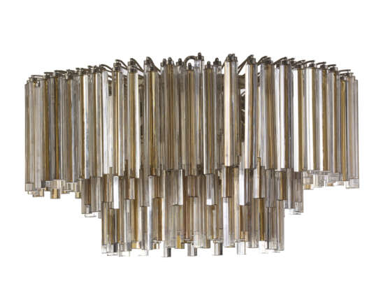 Large chandelier of the series "Trilobo". Murano, 1970s. Metal rod frame, transparent yellow and lattimo submerged glass pendants. (h 45 cm.; d 90 cm.) (defects and losses) - photo 2