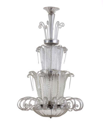 (Attributed) | Chandelier. 1930s/1940s. Blown crystal glass. (h 130 cm.; d 70 cm.) (defects and restorations) - Foto 1
