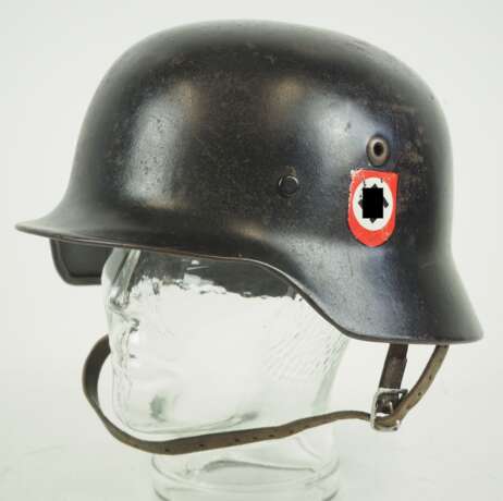 SS: Stahlhelm M40. - Foto 1