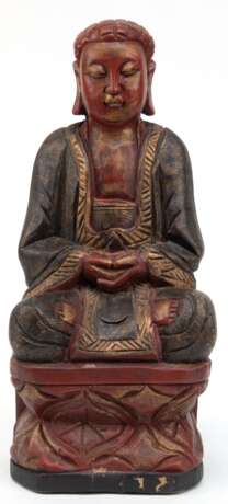 Buddha auf Thron sitzend, um 1970, Holz farbig gefaßt, min. Gebrauchspuren, H. 46 cm - Foto 1