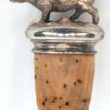 Flaschenverschluß, Silber (geprüft), mit plastischem Wildschwein als Bekrönung - фото 1