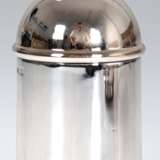 Öllampe, versilbert, zylindrisch, mit Docht, H. 9,5 cm, Dm. 5,5 cm - photo 1