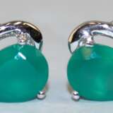 Ohrringe, 925er Silber, smaragdfarbene Achate und Zirkonia, Maße ca. 1,7 x 1.1 cm - photo 1