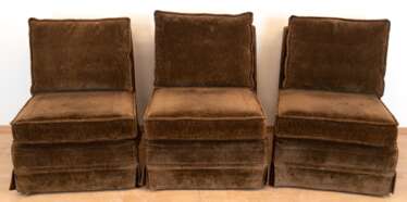 3 Designer-Sessel, um 1960/70, originaler brauner Cordbezug, lose aufgelegte Sitz- und Rückenpolster, Gebrauchspuren, 71x58x85 cm