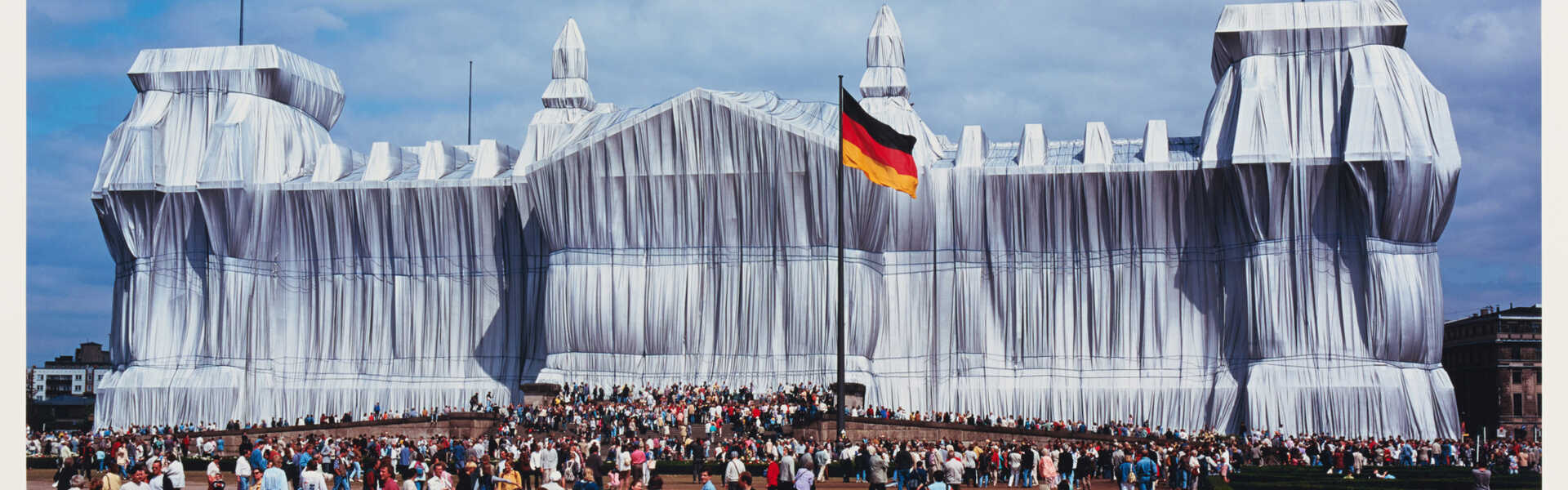 Wolfgang Volz und Christo. Wrapped Reichstag, Project for Berlin