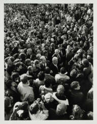Barbara Klemm. Willy Brandt an der Mauer, Berlin 10. Nov. 1989
