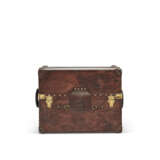 A NATURAL COWHIDE LEATHER IDEAL TRUNK WITH BRASS HARDWARE - Foto 4