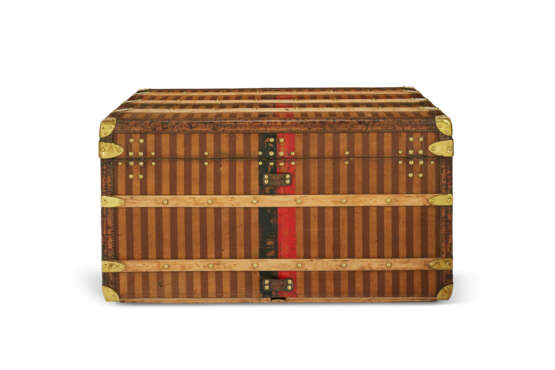 A BROWN & BEIGE STRIPED CANVAS STEAMER 90 TRUNK WITH BRASS HARDWARE - photo 6