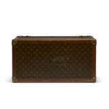 A MONOGRAM CANVAS LIBRARY TRUNK WITH BRASS HARDWARE - фото 8