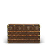 A MONOGRAM CANVAS TRUNK WITH DOORS AND DRAWERS WITH BRASS HARDWARE - Foto 8