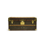 A DAMIER CANVAS CABIN 70 TRUNK WITH BRASS HARDWARE - фото 2