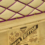 A DAMIER CANVAS CABIN 70 TRUNK WITH BRASS HARDWARE - Foto 11