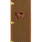 A MONOGRAM CANVAS DESK TRUNK FOR THIRTY-SIX PAIRS OF SHOES WITH BRASS HARDWARE - photo 5