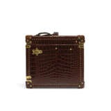 A SPECIAL ORDER SHINY BROWN ALLIGATOR CAVIAR SET BOX WITH GOLD HARDWARE - photo 8