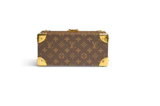 A SPECIAL ORDER MONOGRAM CANVAS PERFUME TRUNK WITH BRASS HARDWARE - фото 7