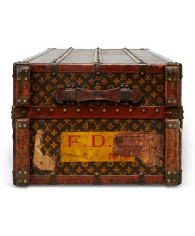 A MONOGRAM CANVAS WARDROBE TRUNK WITH BRASS HARDWARE - photo 7