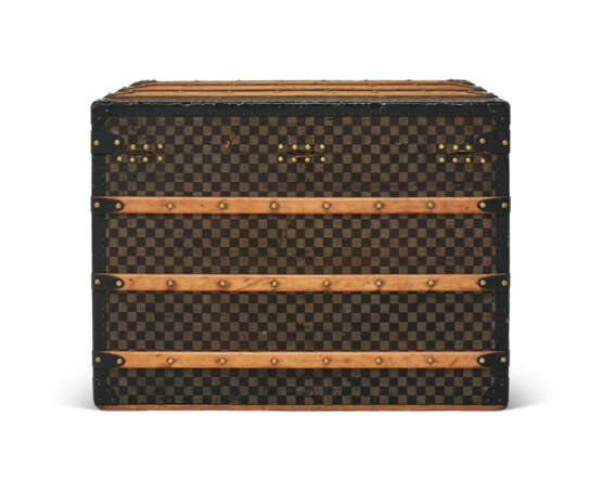 A DAMIER CANVAS TRUNK WITH DOORS AND DRAWERS WITH BRASS HARDWARE - photo 6
