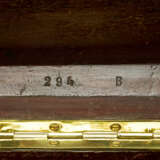A MAHOGANY RUNNING-BOARD TRUNK FOR AUTOMOBILE TOOLS WITH BRASS HARDWARE - Foto 9