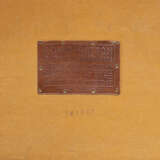 A MONOGRAM CANVAS WARDROBE TRUNK WITH BRASS HARDWARE - Foto 8