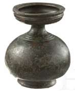 Древняя Греция. Salbgefäß aus Bronze, griechisch, 4. Jhdt. v. Chr.