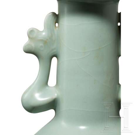 Longquan-Kinuta-Vase in Mallet-Form, wohl südliche Song-Dynastie (1127 - 1279) - photo 8