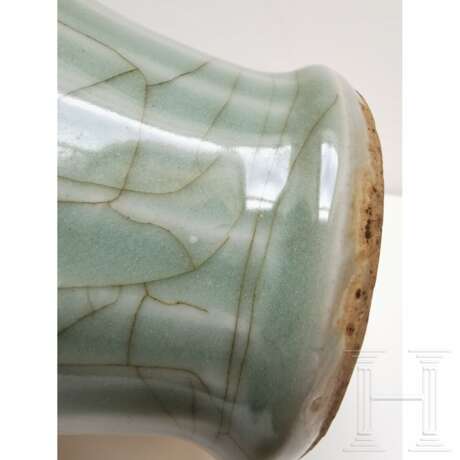 Longquan-Seladon-Vase mit Pfingstrose, China, wohl Ming-Dynastie - Foto 9