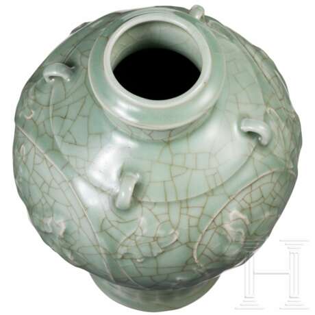 Longquan-Seladon-Vase mit Pfingstrose, China, wohl Ming-Dynastie - Foto 22