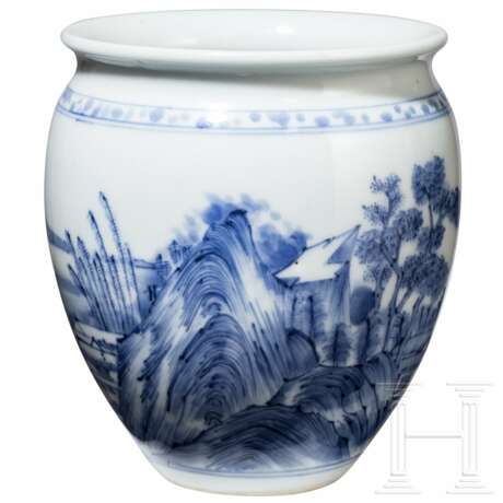 Blau-weiße Vase mit Seenlandschaft, China, wohl Kangxi-Periode (18. Jhdt.) - Foto 9