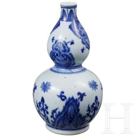 Blau-weiße Doppelkürbisvase, China, wahrscheinlich Kangxi-Periode (Anfang 18. Jhdt.) - Foto 1