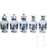 Fünf kleine blau-weiße Vasen aus dem Vung-Tau Schiffs, China, wohl Kangxi-Periode - фото 9