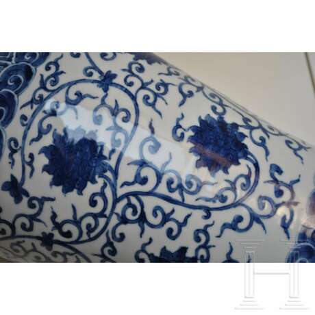 Große blau-weiße Meiping-Vase, China, 20. Jhdt. - Foto 4
