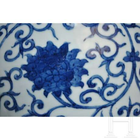 Große blau-weiße Meiping-Vase, China, 20. Jhdt. - photo 7