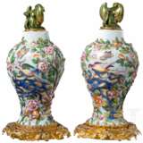 Ein Paar Fahua-Vasen für den chinesischen Markt, 20. Jhdt. - Foto 2