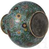 Große Cloisonné-Vase mit Lotusblüten, China, 20. Jhdt. - photo 4