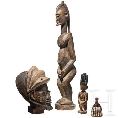 Gelede-Maske, Ibori und zwei Figuren, Nigeria/Mali, 20. Jhdt. - фото 1