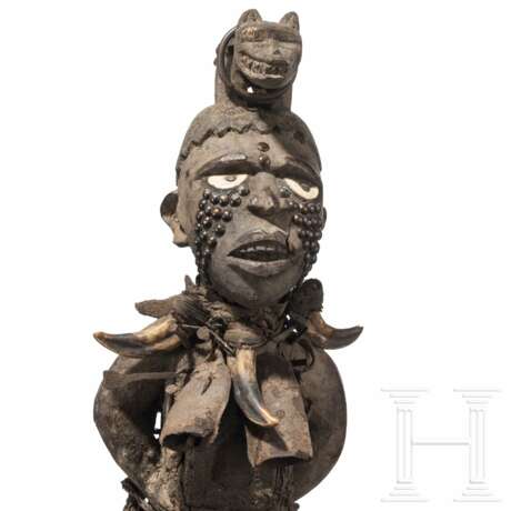 Drei Figuren der Yombe/Pende, Kongo - Foto 12