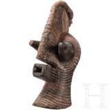 Nkisi-Zauberfigur und große Kifwebe-Maske der Songye, Kongo - Foto 9