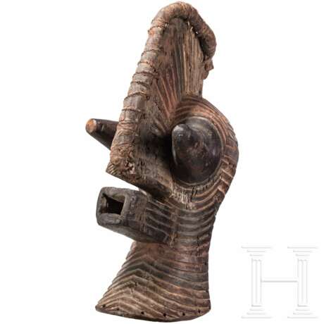 Nkisi-Zauberfigur und große Kifwebe-Maske der Songye, Kongo - Foto 9