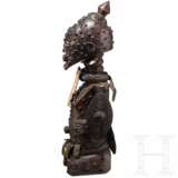 Cihongo-Maske der Chokwe und kleine Songye-"Fetischfigur", Kongo - фото 2