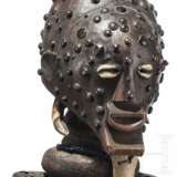 Cihongo-Maske der Chokwe und kleine Songye-"Fetischfigur", Kongo - photo 5