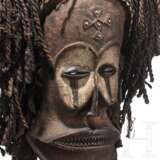 Cihongo-Maske der Chokwe und kleine Songye-"Fetischfigur", Kongo - photo 6