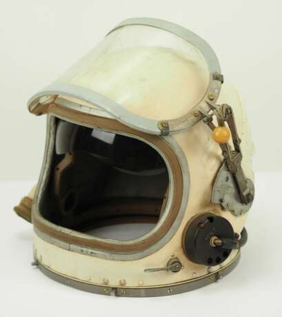 Sowjetunion: Kosmonauten Helm. - photo 4