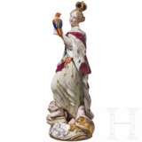 Allegorie Europa aus dem Zyklus der vier Kontinente, Friedrich Elias Meyer, 1752 (Entwurf), Meissen, 1860 - 1924 (Ausführung) - фото 1