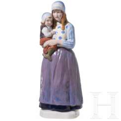 Seltene Jugendstil-Porzellanfigur einer Mutter mit Kind, Rudolf Marcuse (1878 - 1940), Königliche Porzellanmanufaktur Berlin