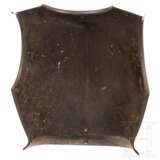 Helm M 1872 für Mannschaften der Dragoner, zwei Brustplatten und ein Rücken - Foto 7