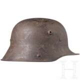 Helm M 16 mit Tarnanstrich, deutsch - Foto 2