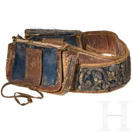 Gürtel mit zwei Patronentaschen, osmanisch, 2. Hälfte 19. Jhdt. - photo 2