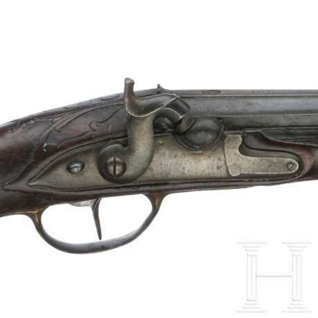 Perkussionspistole Kuchenreuter, um 1780, sowie Perkussionspistole als Sammleranfertigung unter Verwendung alter Teile - photo 4