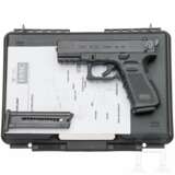 ISSC M 22 Semi-Automatic Pistol, im Koffer - photo 1