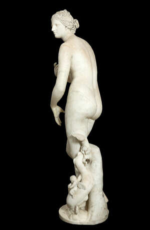Life size marble statue of the Venus de Medici, 18th Century - photo 3